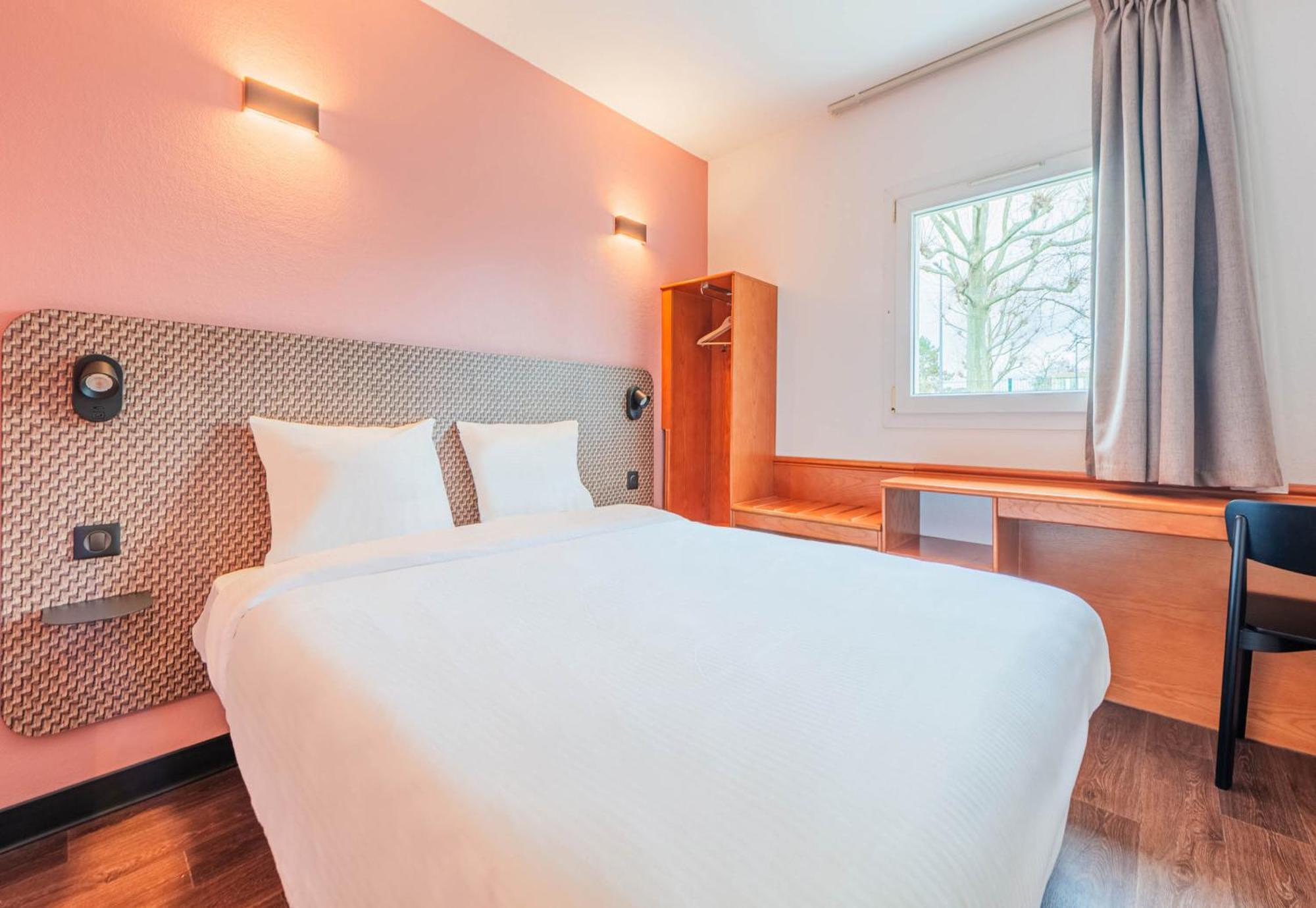 Hotel Roi Soleil Strasbourg 2*