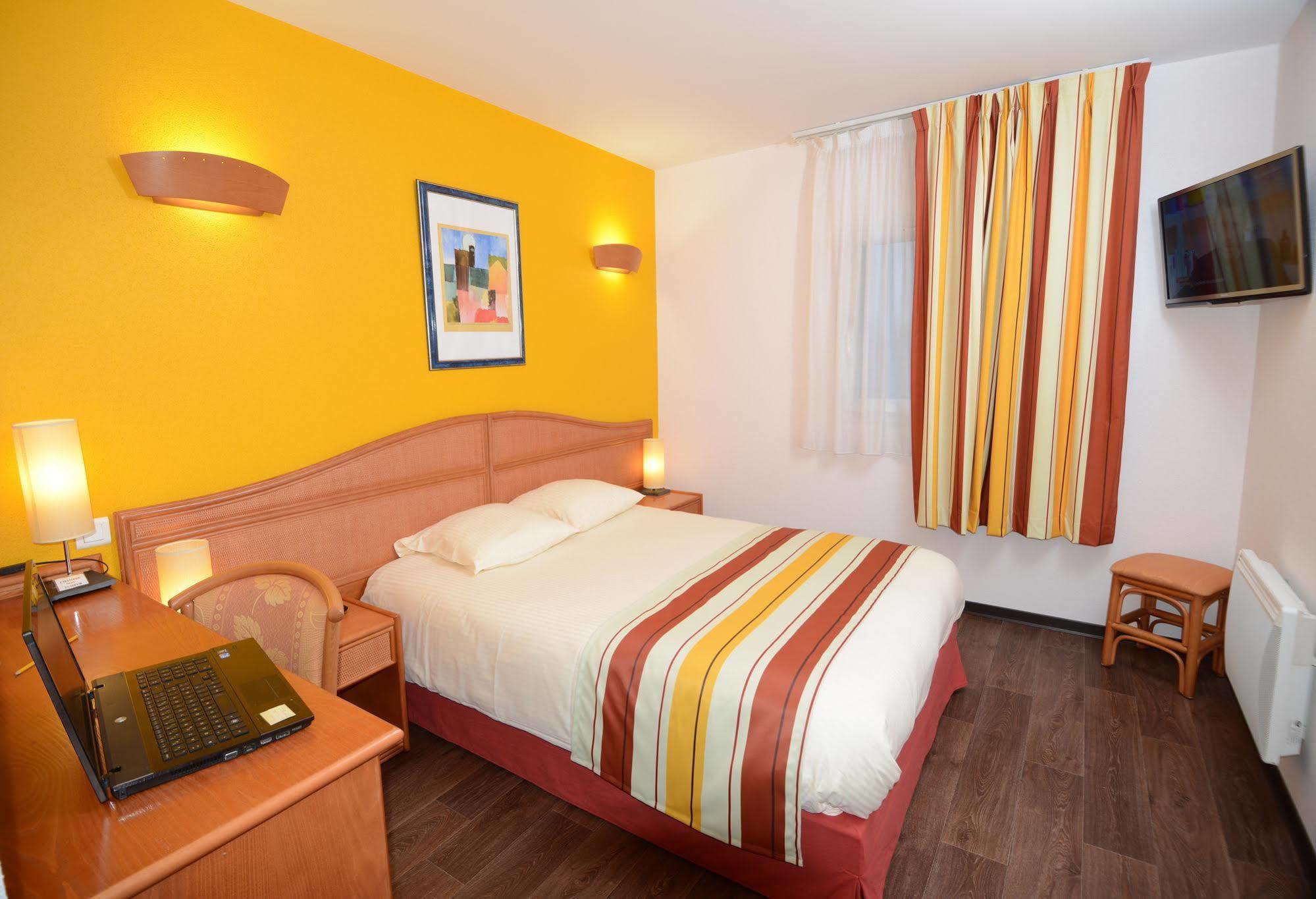 Hotel Roi Soleil Strasbourg 2*